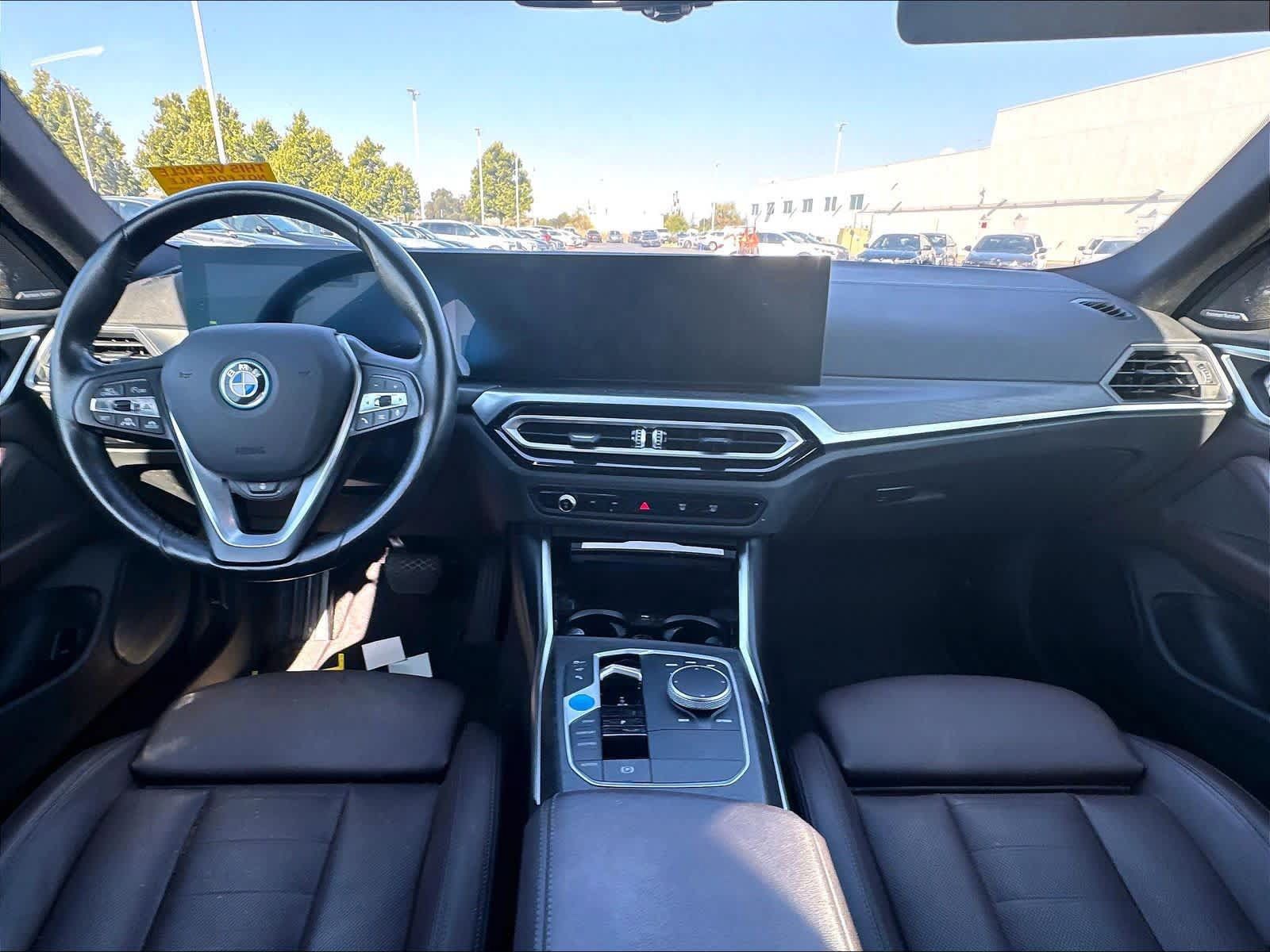 Used 2023 BMW i4 eDrive35 RWD image 10