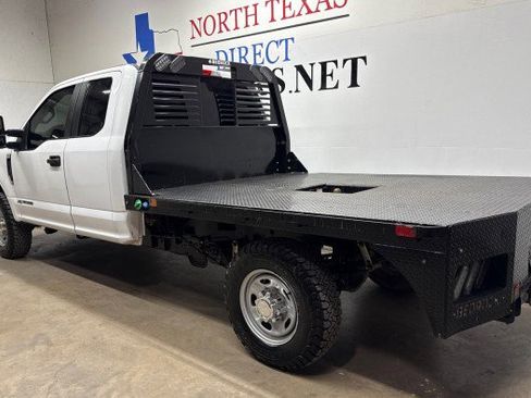 Used 2022 Ford F250 XL w/ Power Equipment Group image 9