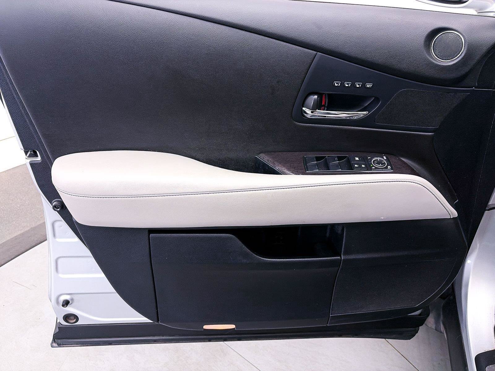 Used 2014 Lexus RX 350 FWD w/ Navigation Package image 13
