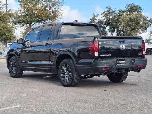 Used 2022 Honda Ridgeline Sport image 3
