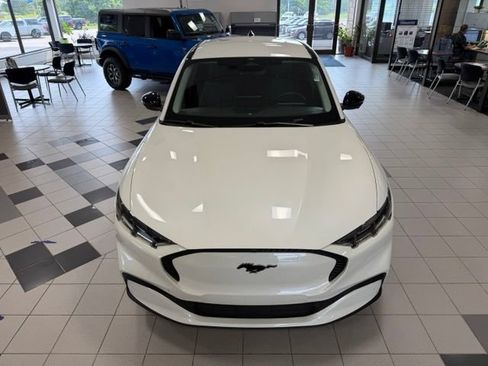 Used 2025 Ford Mustang Mach-E Select w/ Comfort Package Lite AWD/4WD image 5