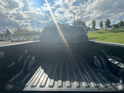 Used 2021 RAM 1500 Laramie AWD/4WD image 27