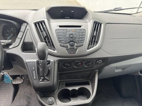 Used 2017 Ford Transit 250 250 3dr SWB Medium Roof Cargo image 22