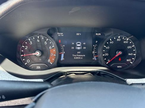 Used 2024 Jeep Compass Latitude AWD/4WD image 17