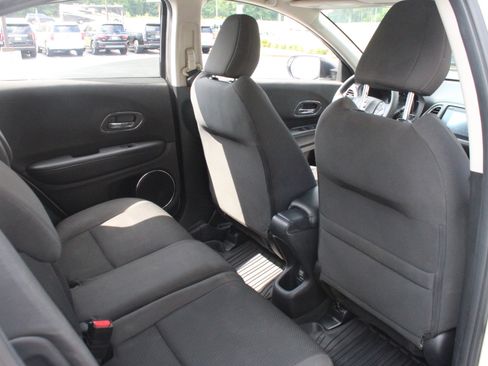 Used 2022 Honda HR-V EX image 27