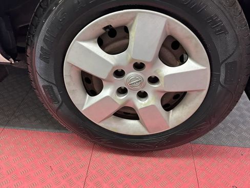 Used 2012 Nissan Rogue S AWD/4WD image 28