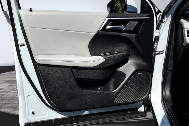 Used 2025 Mitsubishi Outlander SE FWD image 20