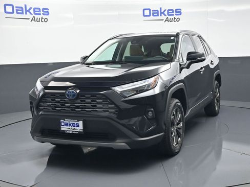 Used 2023 Toyota RAV4 Limited AWD/4WD image 4