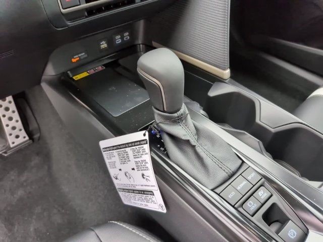 Used 2026 Toyota Camry SE w/ Convenience Package FWD image 21