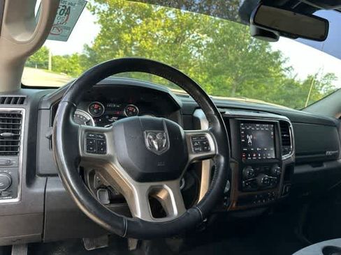 Used 2018 RAM 1500 Laramie w/ Convenience Group AWD/4WD image 6