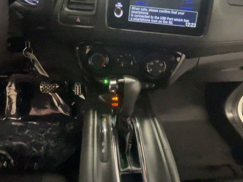 Used 2022 Honda HR-V Sport image 38