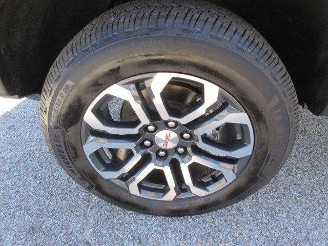Used 2023 GMC Canyon AT4 AWD/4WD image 12