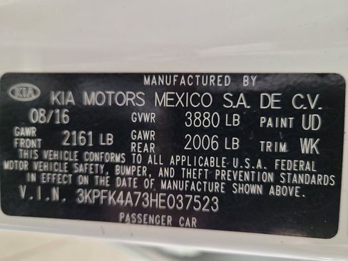 Used 2017 Kia Forte LX image 33