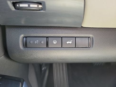 New 2026 Nissan Pathfinder SL FWD image 24