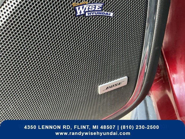 Used 2020 Chevrolet Suburban LT AWD/4WD image 17