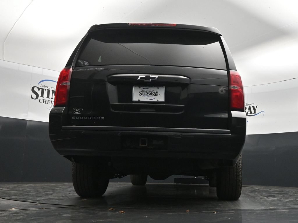 Used 2020 Chevrolet Suburban LT w/ LT Midnight Edition RWD image 31
