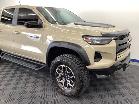 Used 2024 Chevrolet Colorado ZR2 w/ ZR2 Convenience Package III AWD/4WD image 28