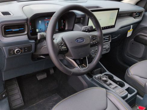 New 2025 Ford Maverick Lobo image 10
