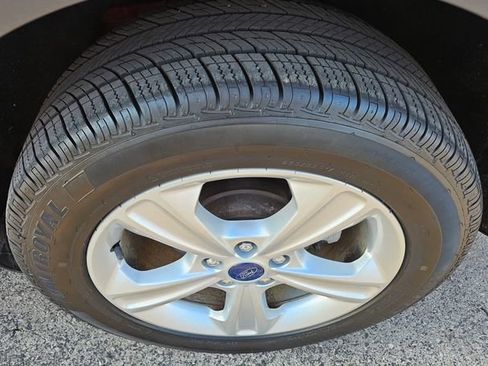 Used 2013 Ford Escape SE image 8