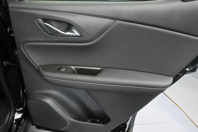 New 2026 Chevrolet Blazer LT w/ Midnight/Sport Edition FWD image 26
