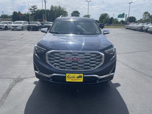 Used 2018 GMC Terrain Denali w/ Comfort Package AWD/4WD image 3