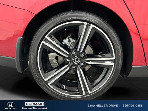 Used 2025 Honda Accord Sport image 9