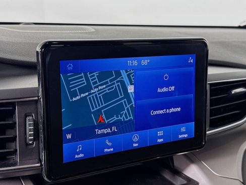 Used 2023 Ford Explorer XLT w/ Equipment Group 202A image 17