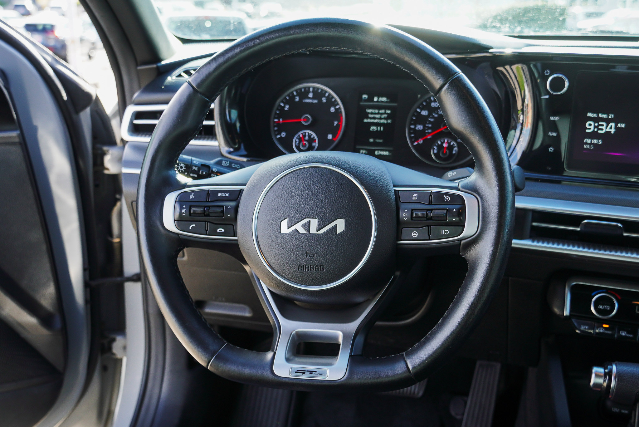 Used 2024 Kia K5 GT-Line AWD/4WD image 31