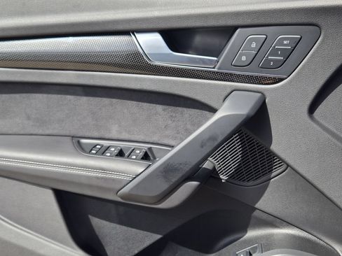 Certified 2023 Audi SQ5 Premium Plus w/ Premium Plus Package AWD/4WD image 28