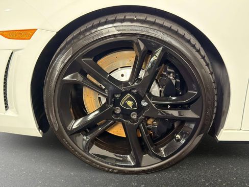 Used 2012 Lamborghini Gallardo LP 550-2 image 12