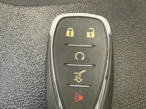 Used 2018 Chevrolet Trax LT w/ LT Convenience Package image 25