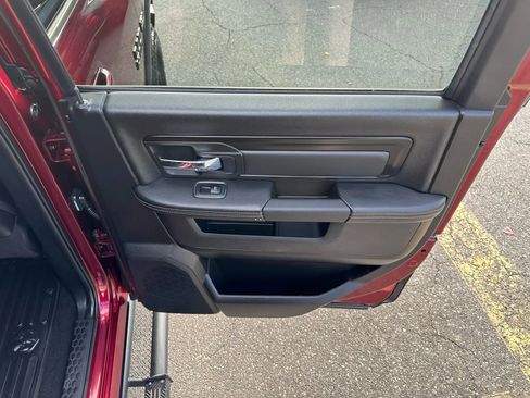 Used 2018 RAM 1500 Rebel w/ Luxury Group image 37