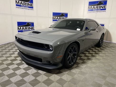 Used 2023 Dodge Challenger R/T w/ Plus Package RWD image 11