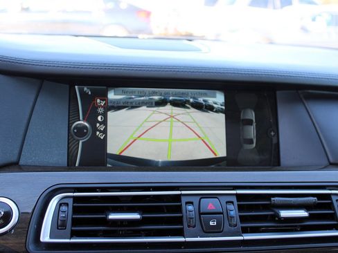 Used 2012 BMW 740i image 23