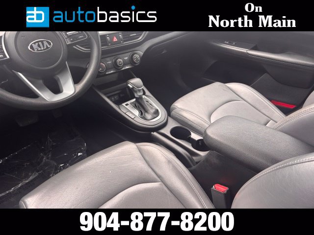 Used 2020 Kia Forte LXS FWD image 21