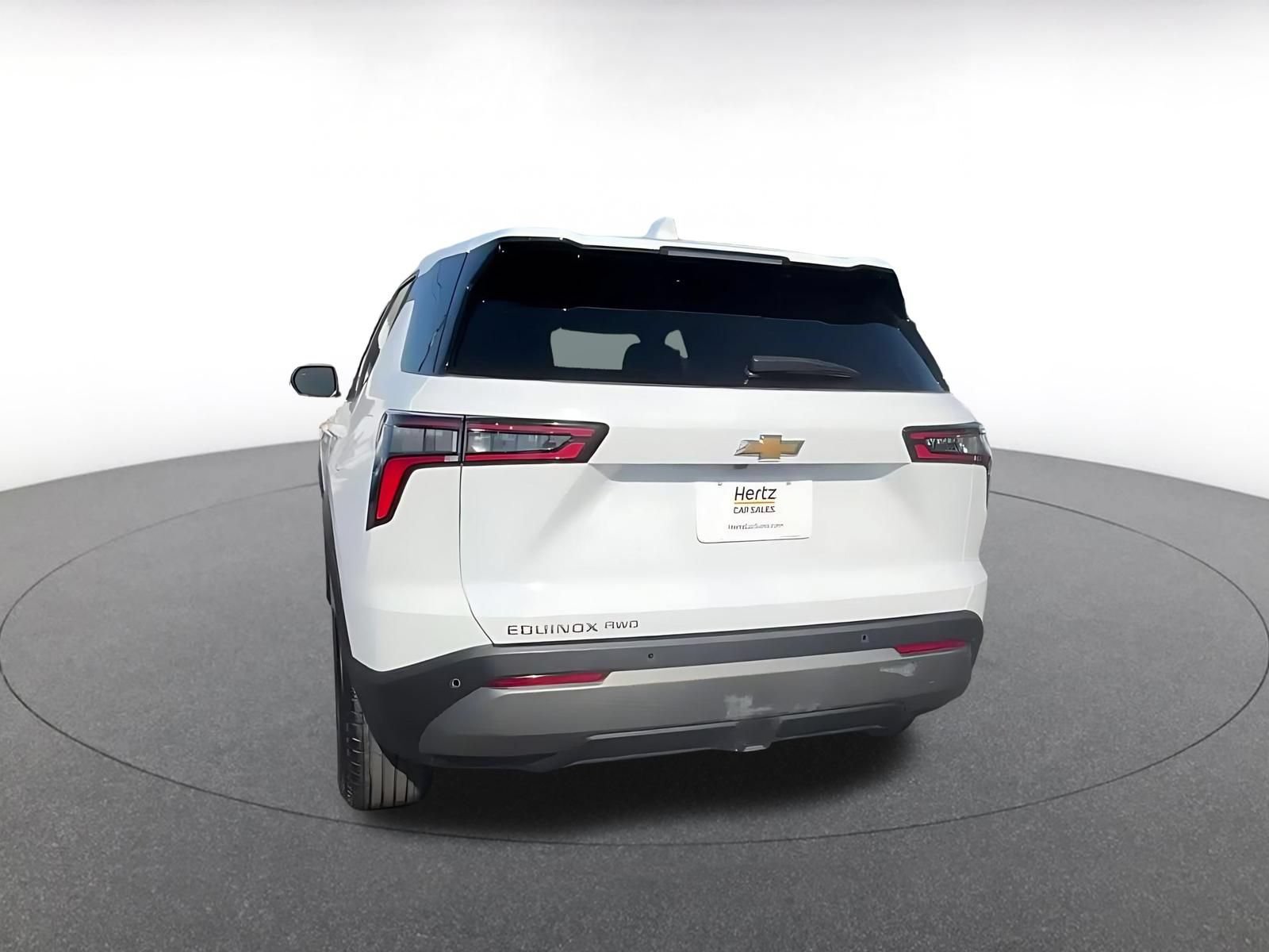 Used 2025 Chevrolet Equinox LT AWD/4WD image 10