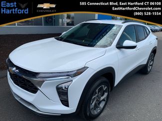 New 2025 Chevrolet Trax LT w/ Driver Confidence Package image 1
