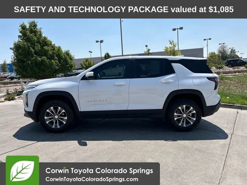 Used 2025 Chevrolet Equinox LT w/ Safety and Technology Package FWD image 4