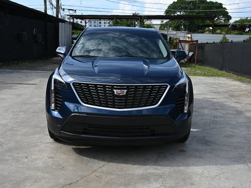 Used 2021 Cadillac XT4 Luxury FWD image 2
