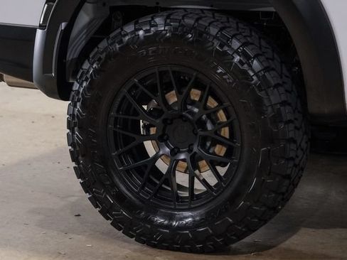 Used 2023 Ford F150 Raptor w/ Equipment Group 802A Raptor R AWD/4WD image 31
