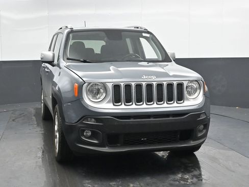 Used 2018 Jeep Renegade Limited w/ UConnect 8.4 Nav Group image 5