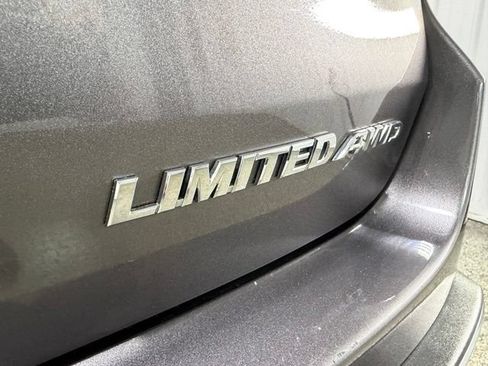 Used 2018 Toyota Highlander Limited AWD/4WD image 35