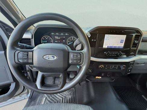 Used 2022 Ford F150 XLT image 11