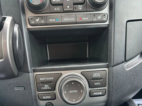 Used 2015 Honda Pilot Touring image 20