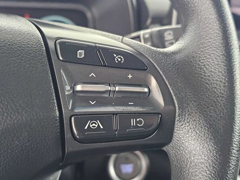 Used 2023 Hyundai Kona SE w/ Cargo Package FWD image 29