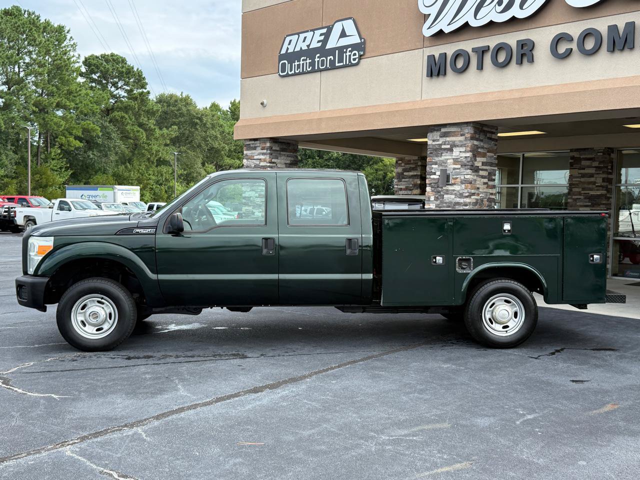 Used 2015 Ford F250 XL AWD/4WD image 2