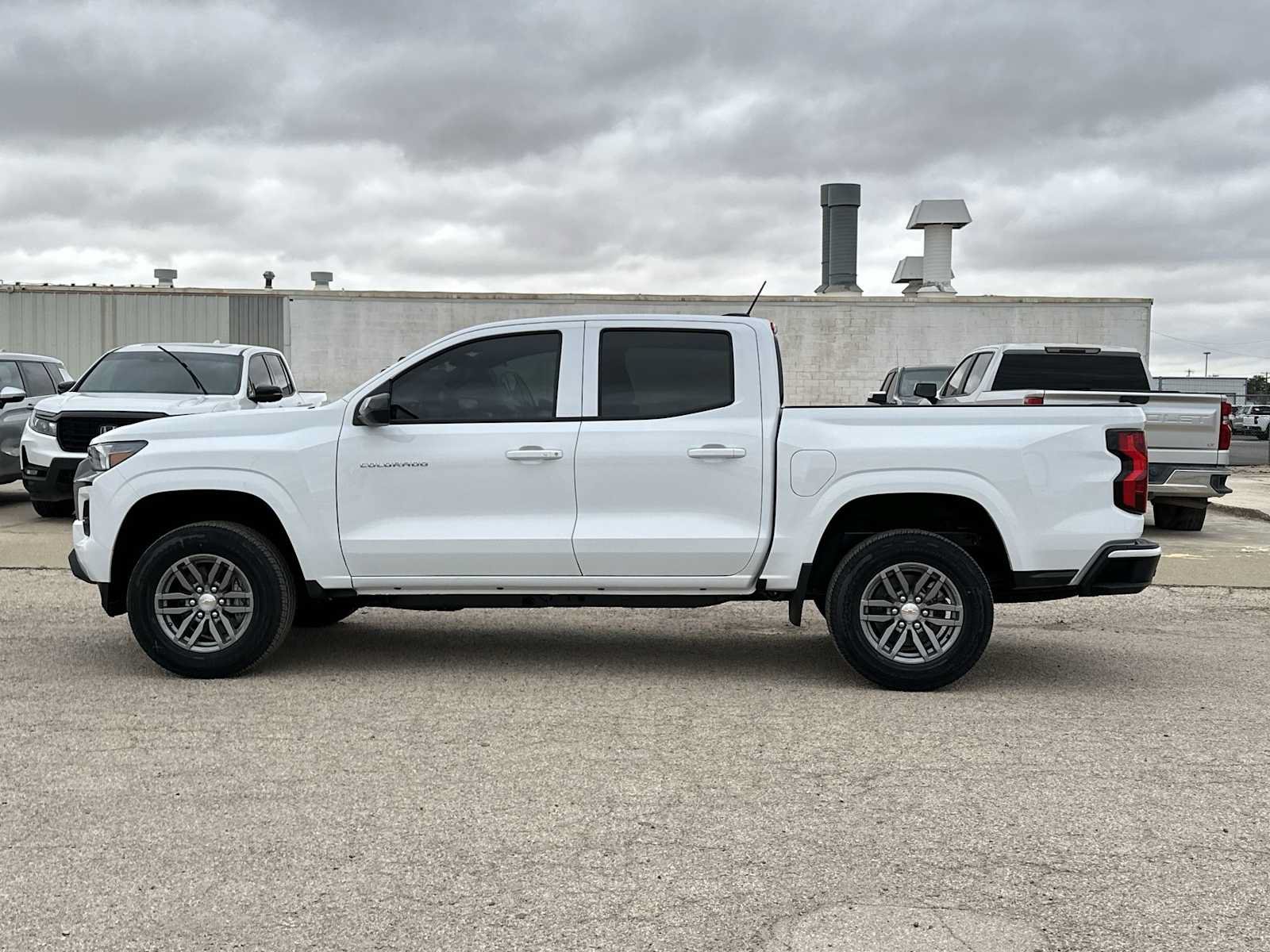 New 2026 Chevrolet Colorado LT RWD image 11
