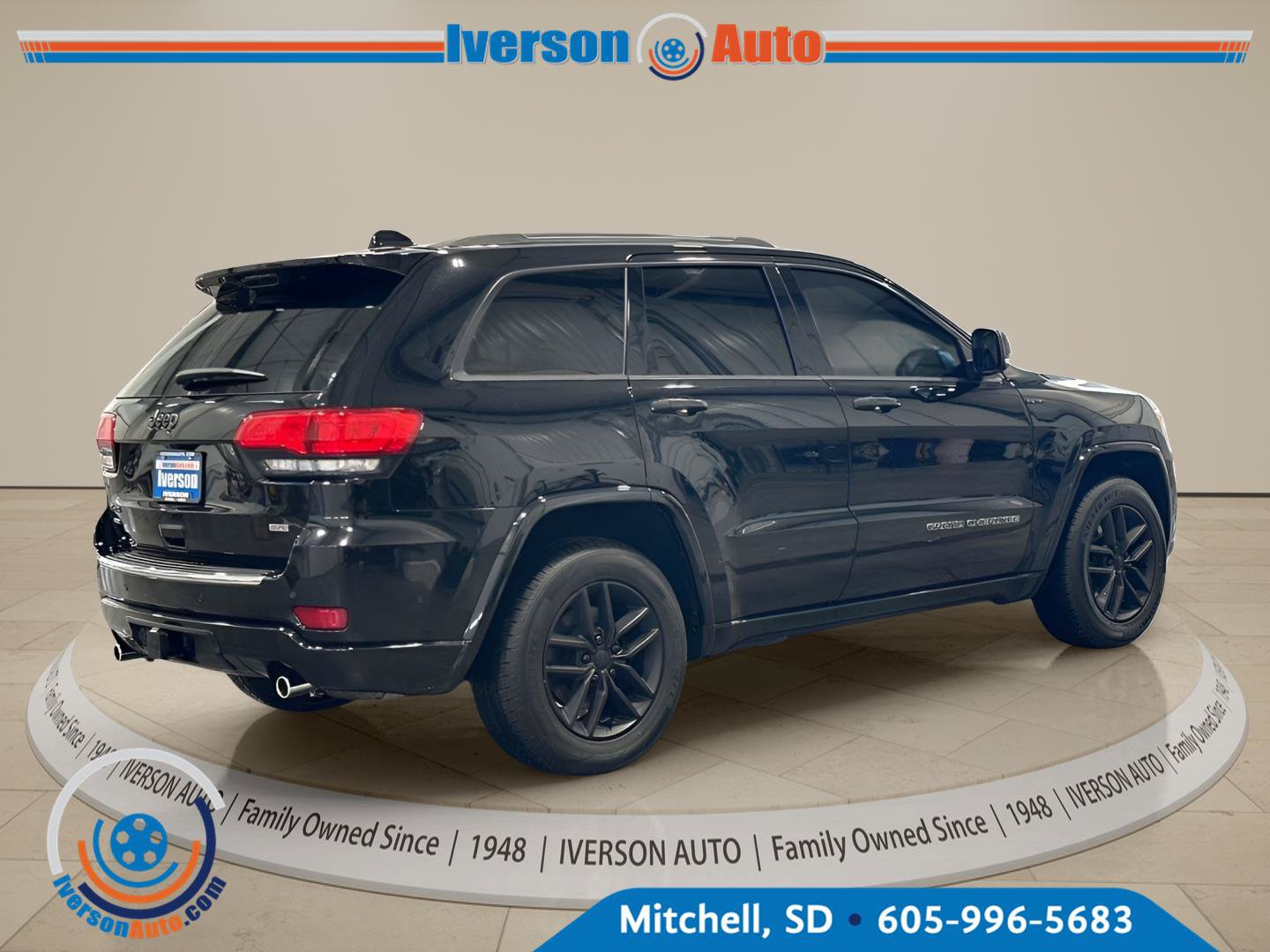 Used 2020 Jeep Grand Cherokee Overland AWD/4WD image 9