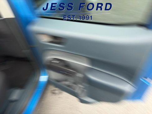 New 2025 Ford Maverick XLT w/ XLT Luxury Package image 12