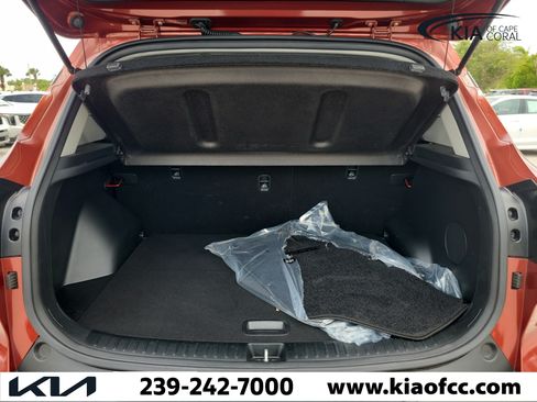Certified 2022 Kia Seltos SX AWD/4WD image 11